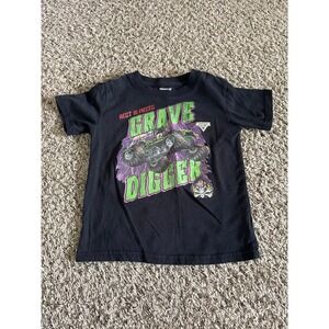 Monster Jam Boys Black "Rest in pieces Grave Digger" Short Sleeve Tee Size 5/6